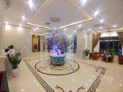 Thai Hoa Riverside Hotel