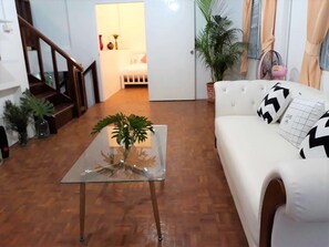 Casa Deluxe, 3 habitaciones, para no fumadores | Decoración personalizada, muebles diferentes y cortinas blackout 