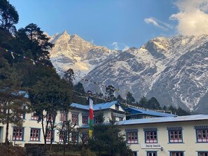 Front of property - Himalaya Lodge (Lukla)