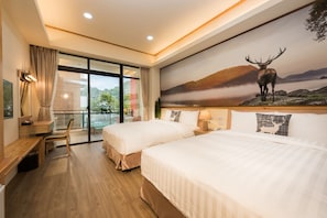 Blackout curtains, free WiFi, bed sheets - The Deer (Yuchi)