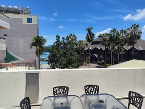 Family Room, Non Smoking, Balcony | Blackout drapes, free WiFi, bed sheets - The Deer (Yuchi)