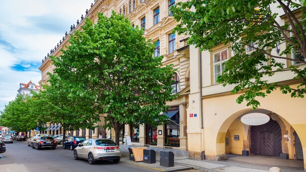 Exterior - Apartments Almandine (Prague)