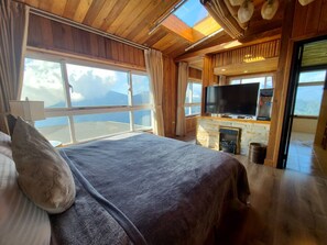 云顶经典大床房 | 1 多间卧室、遮光窗帘、隔音、床单