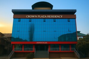 Exterior - Crown Plaza Residency (Srinagar)