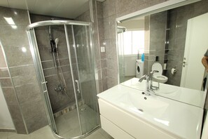 Bathroom - Royal Apartment on the Sea (Netanya)