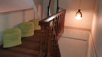 House, 3 Bedrooms | 3 bedrooms, desk, free WiFi, bed sheets