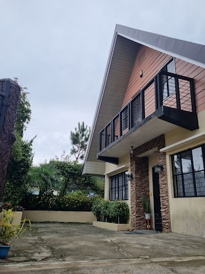 Front of property - Zya Transient house (Baguio)