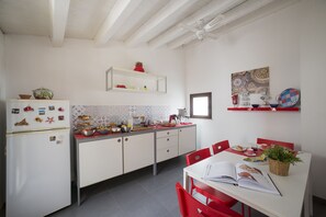 Petit déjeuner buffet compris tous les jours