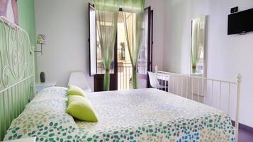 Premium bedding, individually furnished, desk, soundproofing