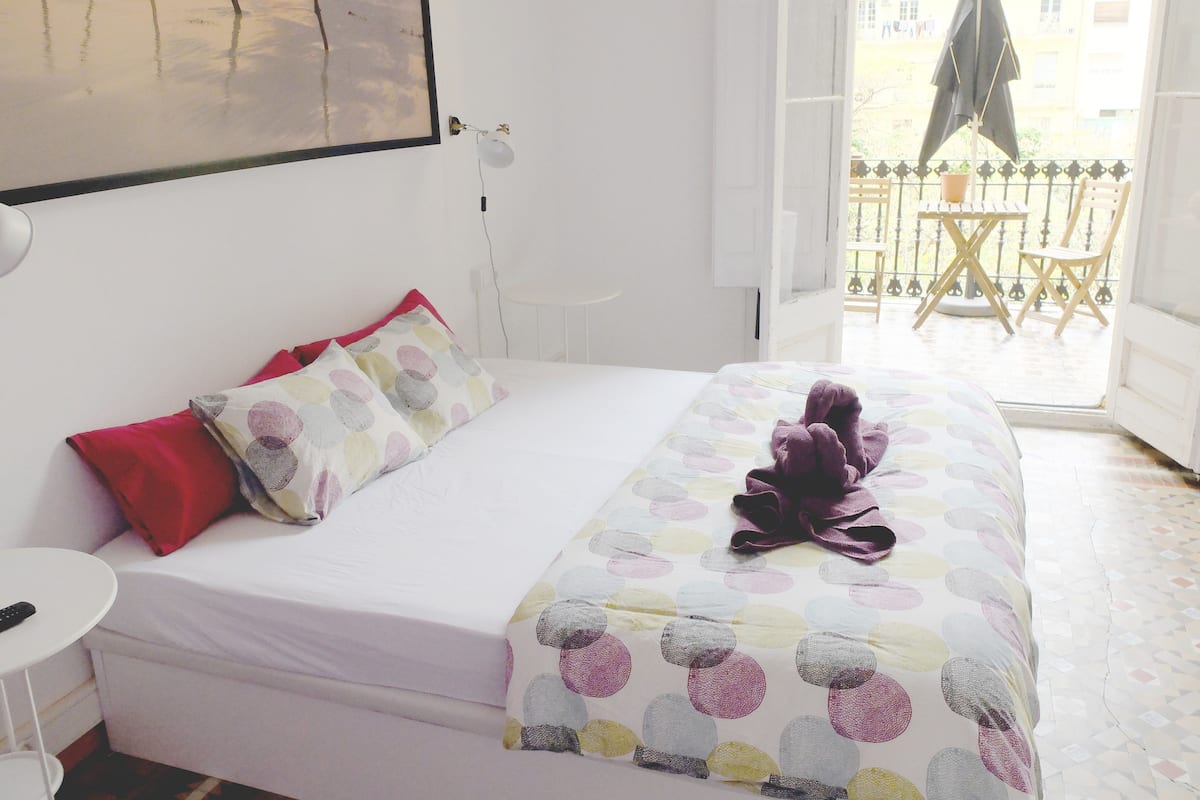 In-room safe, blackout curtains, iron/ironing board, free WiFi