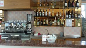 Bar (on property) - HOTEL MORELLI (Russi)
