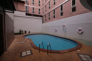 Piscina a l'aire lliure 