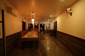 Restaurant - Mayookham Resorts (Mananthavady)