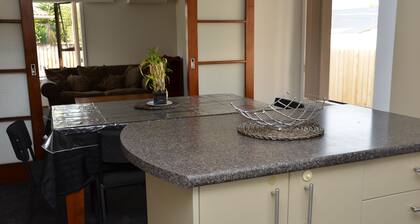 Cozy Home East Auckland