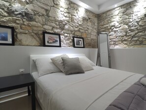 Double Room (7) - Captain Emo City Apartments (Pula)