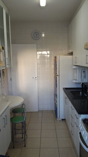 Apartment, 2 Bedrooms, Kitchen | Private kitchen