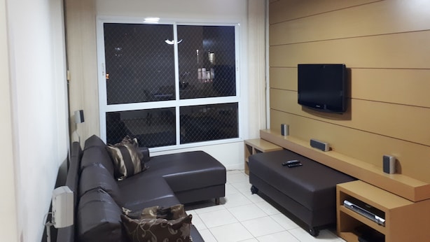 Living room - Apto com Ar Split Centro Local Imbatível (Uberlandia)