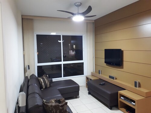 Apto com Ar Split Centro Local Imbatível