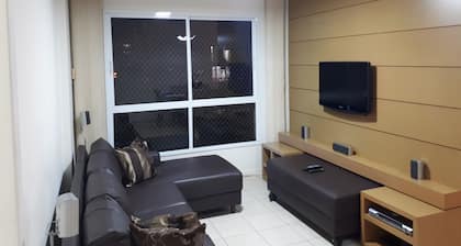 Apto com Ar Split Centro Local Imbatível