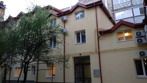 Entrada al alojamiento