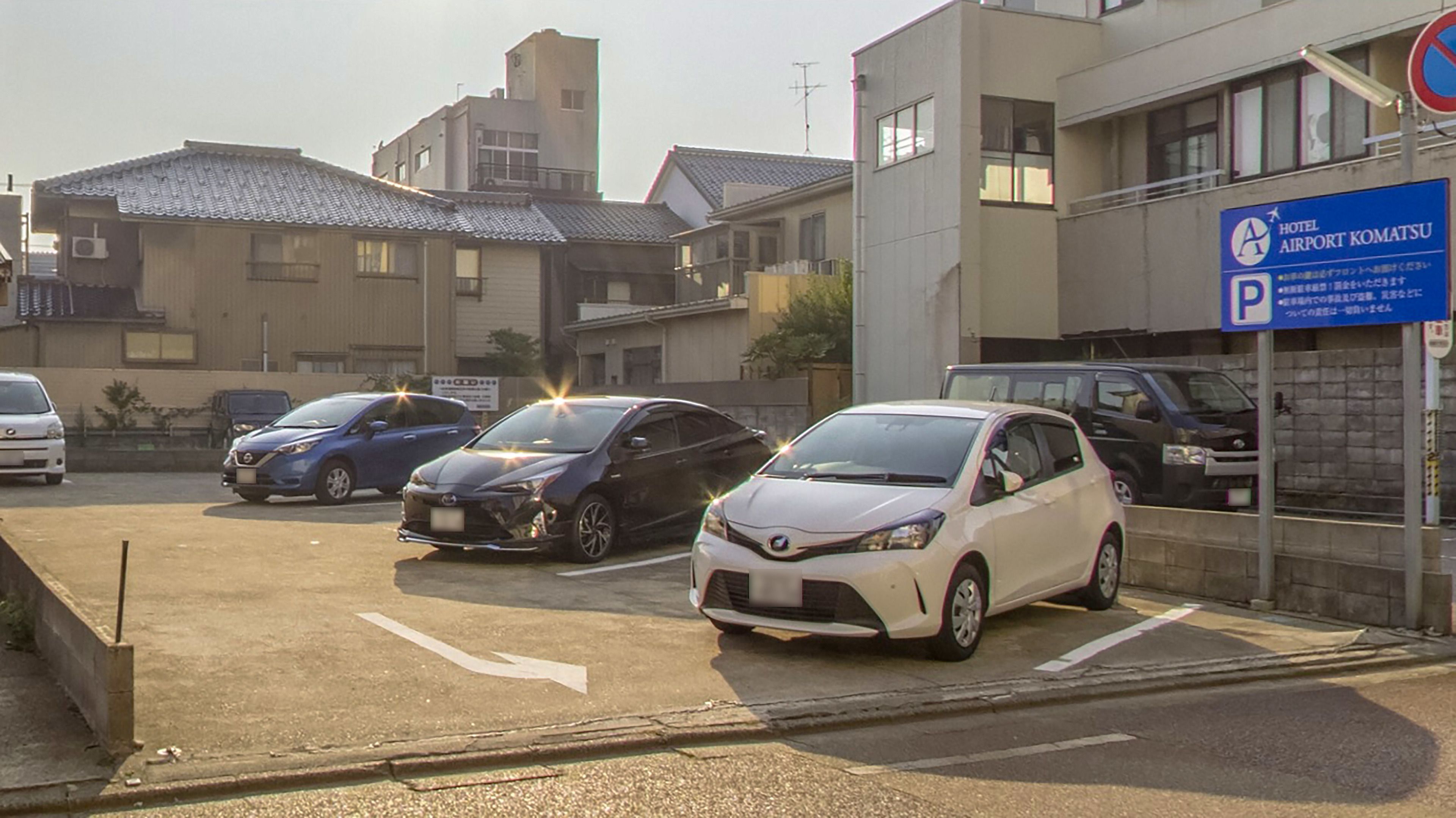 self-parking (surcharge) 500 per night