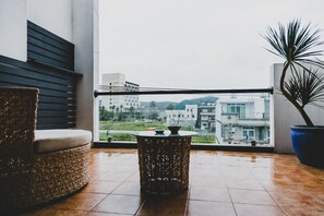 Villa, 4 Bedrooms | Balcony - CHLOECHEN-Home (Taitung)