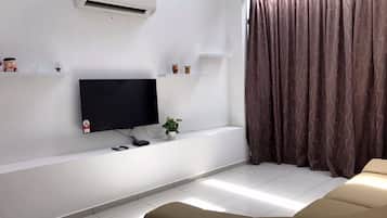 Ferienhaus, 4 Schlafzimmer | Wohnzimmer | LED-Fernseher