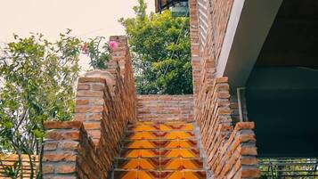 Tempat makan outdoor