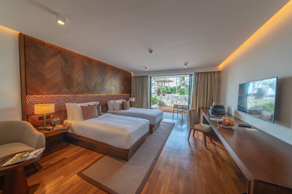 Premium bedding, minibar, in-room safe, desk