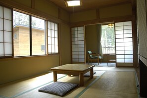 Japanese Style Room | Free WiFi, bed sheets - Hakuba Iwatake Lodge Gakuyuso (Hakuba)