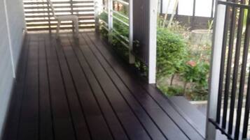 Kamar Standar | Balkon