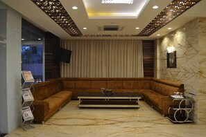 Lobby - Hotel 5 Flowers (Kota)