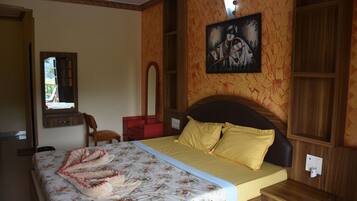 Executive-Doppelzimmer, 1 King-Bett, Raucher | 1 Schlafzimmer, hochwertige Bettwaren, Zustellbetten, kostenloses WLAN