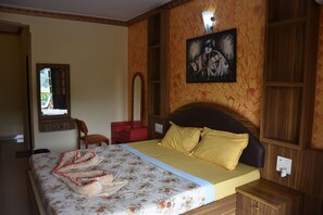 Executive-Doppelzimmer, 1 King-Bett, Raucher | 1 Schlafzimmer, hochwertige Bettwaren, Zustellbetten, kostenloses WLAN