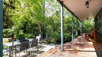 Casa de campo família, 2 quartos, para não fumantes, cozinha (Hydrangea Cottage) | Terraço/pátio