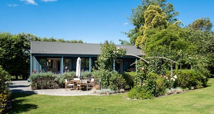 Lawn Cottages