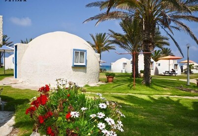 Dor Holiday Village