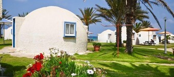 Dor Holiday Village