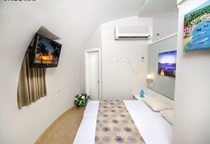 Chalet | 1 bedroom, desk, cots/infant beds, free WiFi - Dor Holiday Village (Hof HaCarmel)