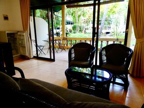 Starbay Samui Studio #8a | 각각 다른 스타일의 인테리어, 각각 다르게 가구 비치, 무료 WiFi, 침대 시트