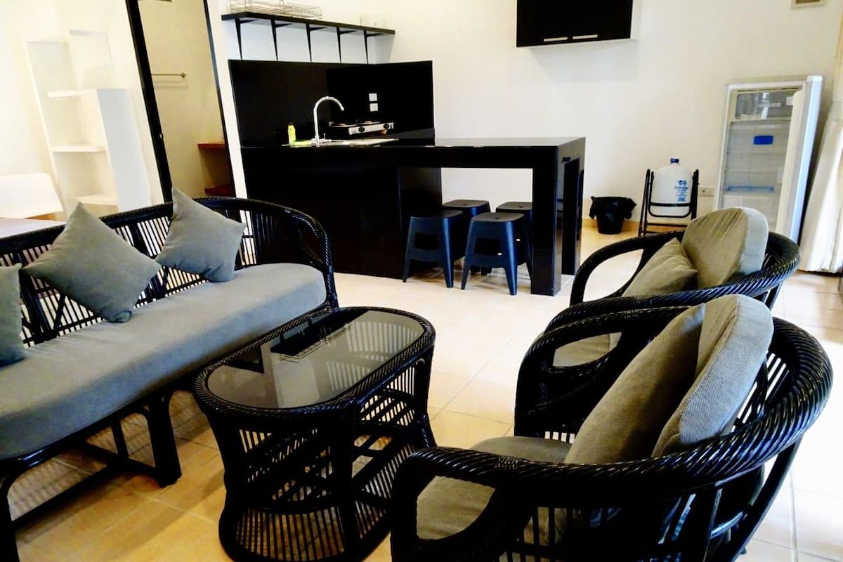 Starbay Samui Studio #8a | Individually decorated, individually furnished, free WiFi, bed sheets