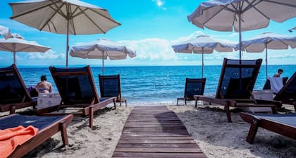 Costa Domus Blue Luxury Apartments