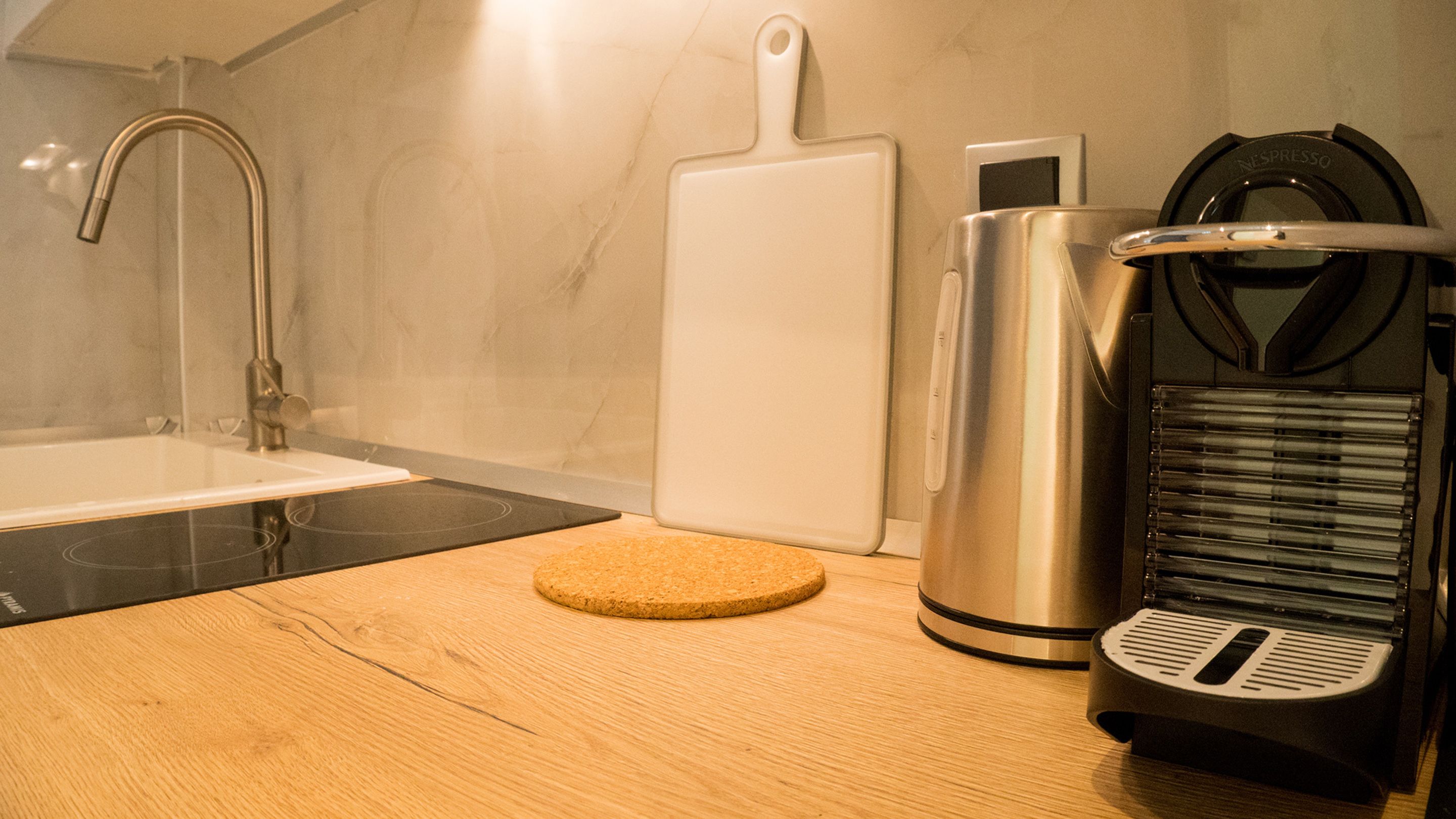 superior room, garden view | room amenity