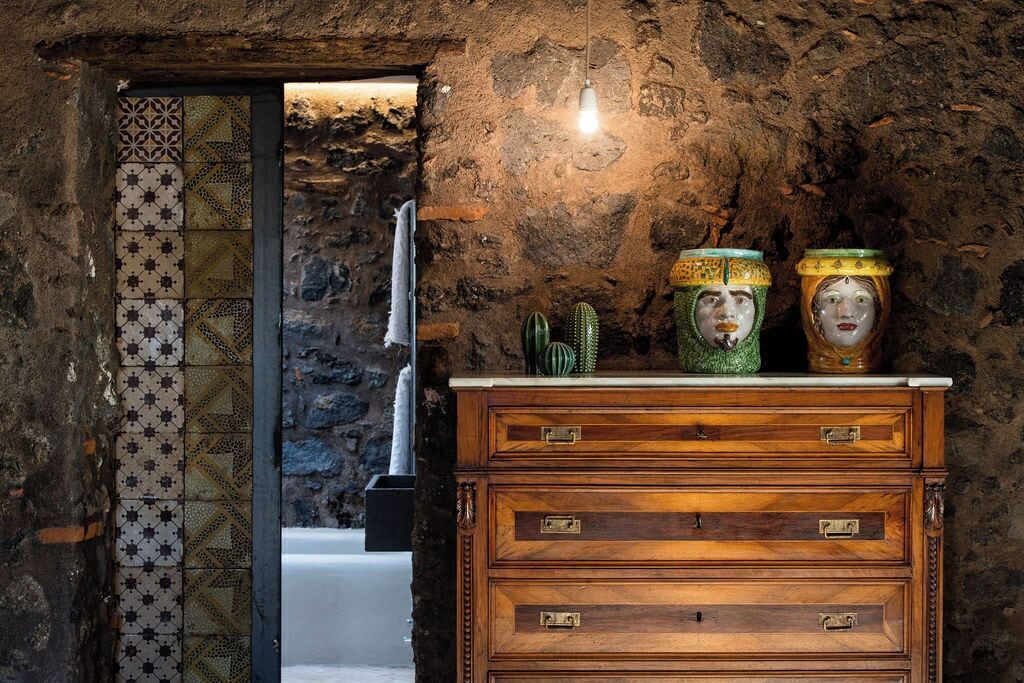 Suite, Courtyard View | In-room safe, individually furnished, blackout drapes, free WiFi