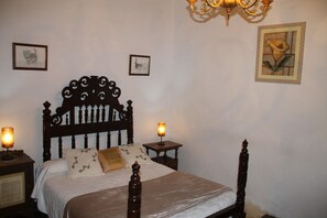 雙人房 | 書桌、遮光窗簾/窗簾、熨斗/熨衫板、免費嬰兒床