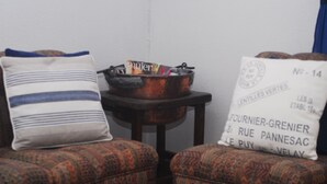 Lobby lounge - Hostal Puente Deva (Camaleno)