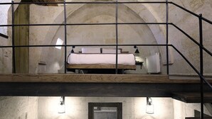 1 habitación, ropa de cama de alta calidad, minibar y escritorio