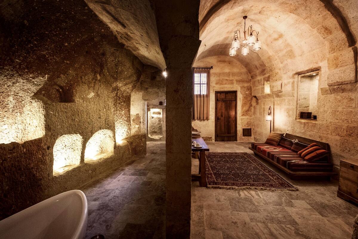 Chapel Suite | 1 bedroom, premium bedding, minibar, desk