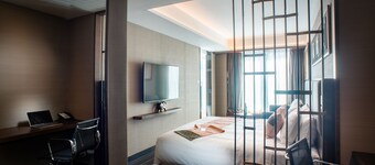 Soravit on Granville