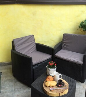 Room, Mountain View | Balcony - Le Coccinelle Bed & Breakfast (Mandello del Lario)